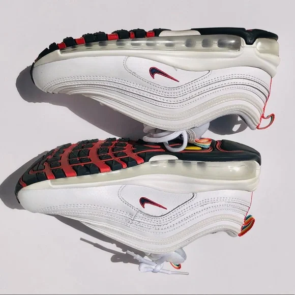 Nike Air Max 97 Triple White 2021 Size 7 (used only once). - Picture 3 of 6